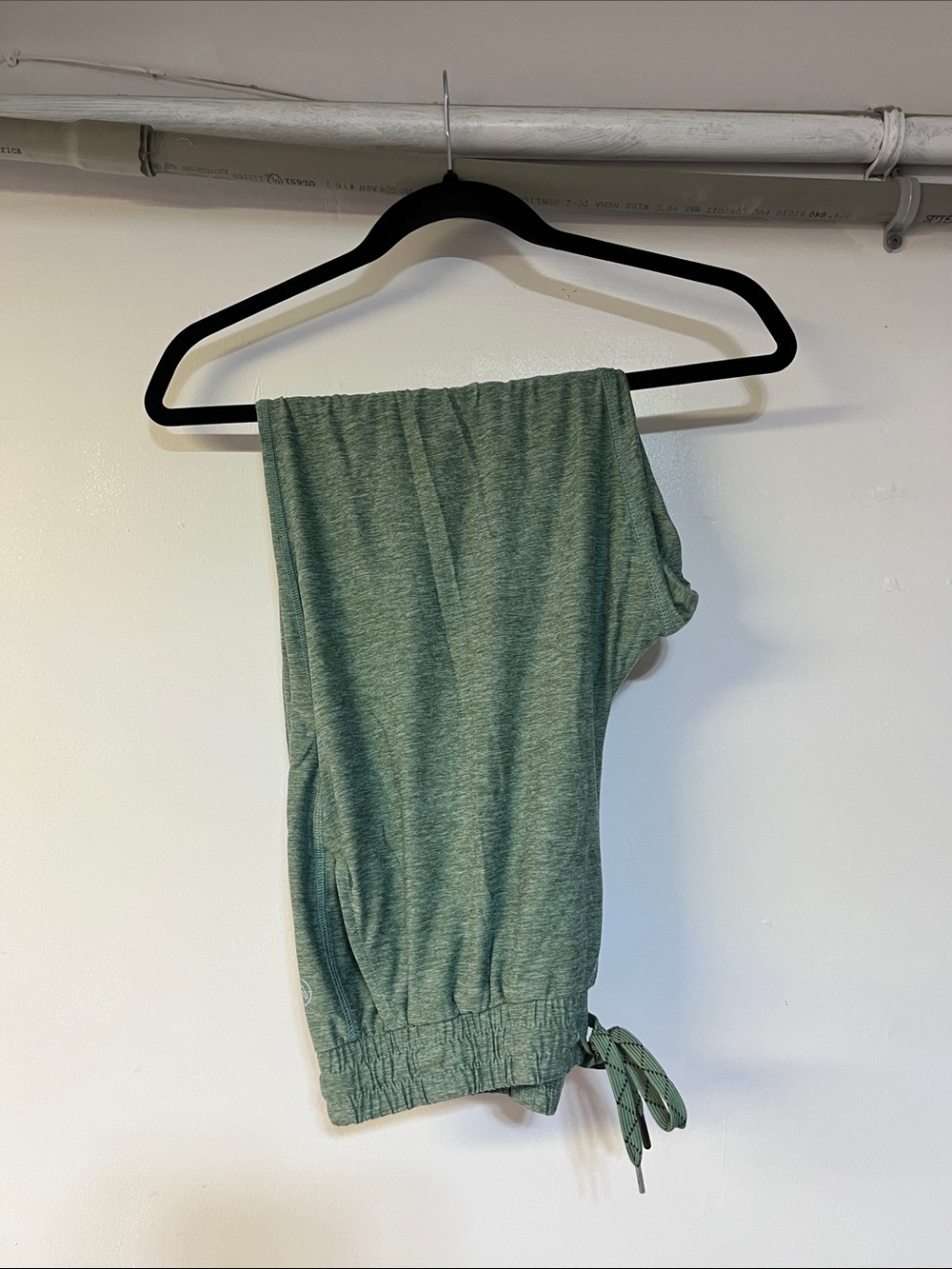 Women’s Drawstring Hem Heathered Green Sweatshirt